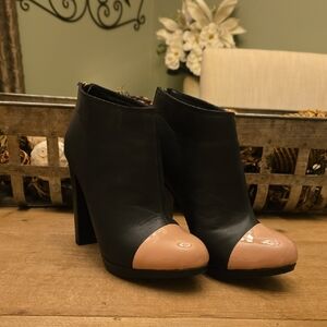 Victoria's Secret Black and Tan Heeled Boots